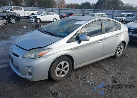 2011 Toyota Prius Three z USA, uszkodzony, nr VIN JTDKN3DU1B0280975